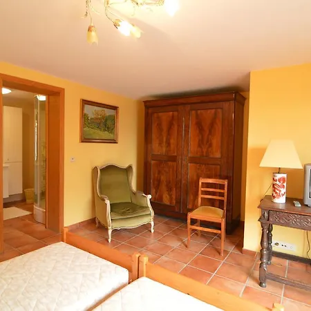 Spacious Holiday In Near Forest * Herbeumont