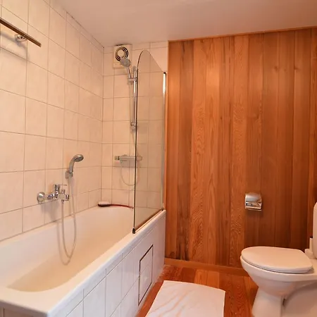 Spacious Holiday In Near Forest *