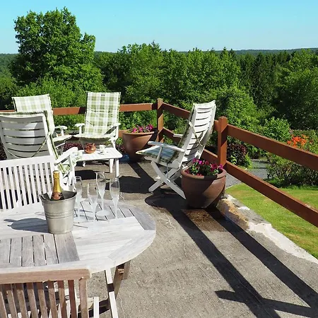Spacious Holiday In Near Forest Herbeumont